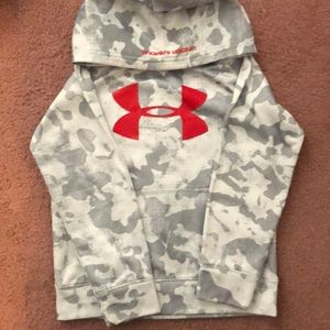 Under armor sweatshirt